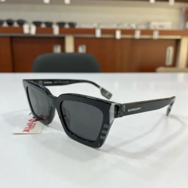 BURBERRY KADIN GÜNEŞ GÖZLÜĞÜ